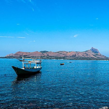 Villa Parlezo Lengkoajang Esterno foto